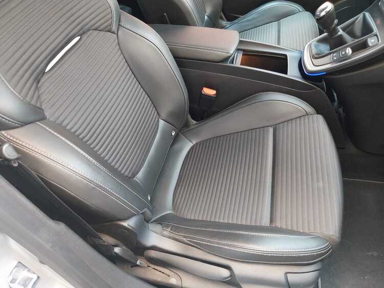 Renault Scenic <span class=